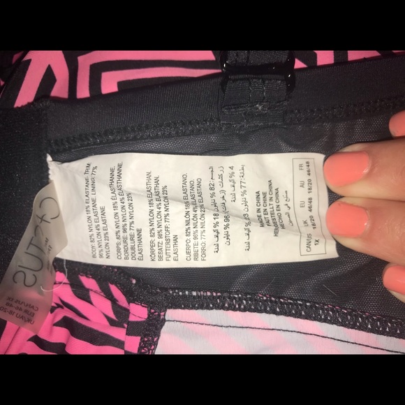 Pink with black strips Tankini - Picture 5 of 5